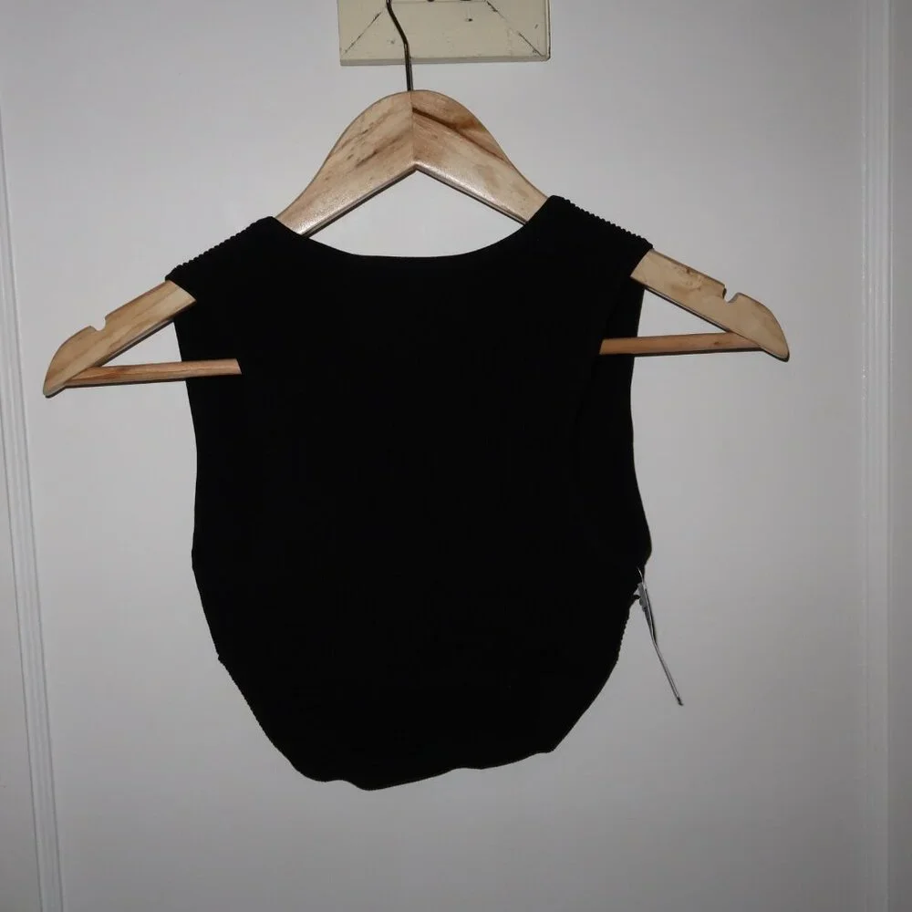 Aritzia x Babaton "Carlotta" sculpt knit deep v tank in black - Picture 2 of 4